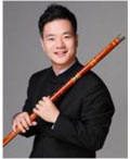 2013-01-29-2 中国年轻指挥家刘沙再次携手新加坡华乐团,用音乐带观众游四方！