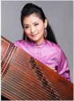 2013-01-29-3 中国年轻指挥家刘沙再次携手新加坡华乐团,用音乐带观众游四方！