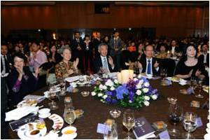 2013-09-16-1 新加坡华乐团于《丝路乐韵》筹款晚宴及音乐会2013筹获125万1千500元