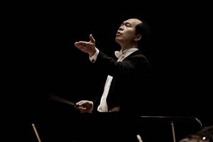 2018-08-02-3 著名指挥家张国勇再度与新加坡华乐团呈献名作曲家的大作