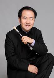 2018-08-02-5 著名指挥家张国勇再度与新加坡华乐团呈献名作曲家的大作
